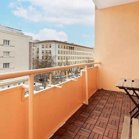 Cozy Pastel Two Bedroom Apartment In Central Gdynia By Noclegi Renters Экстерьер фото