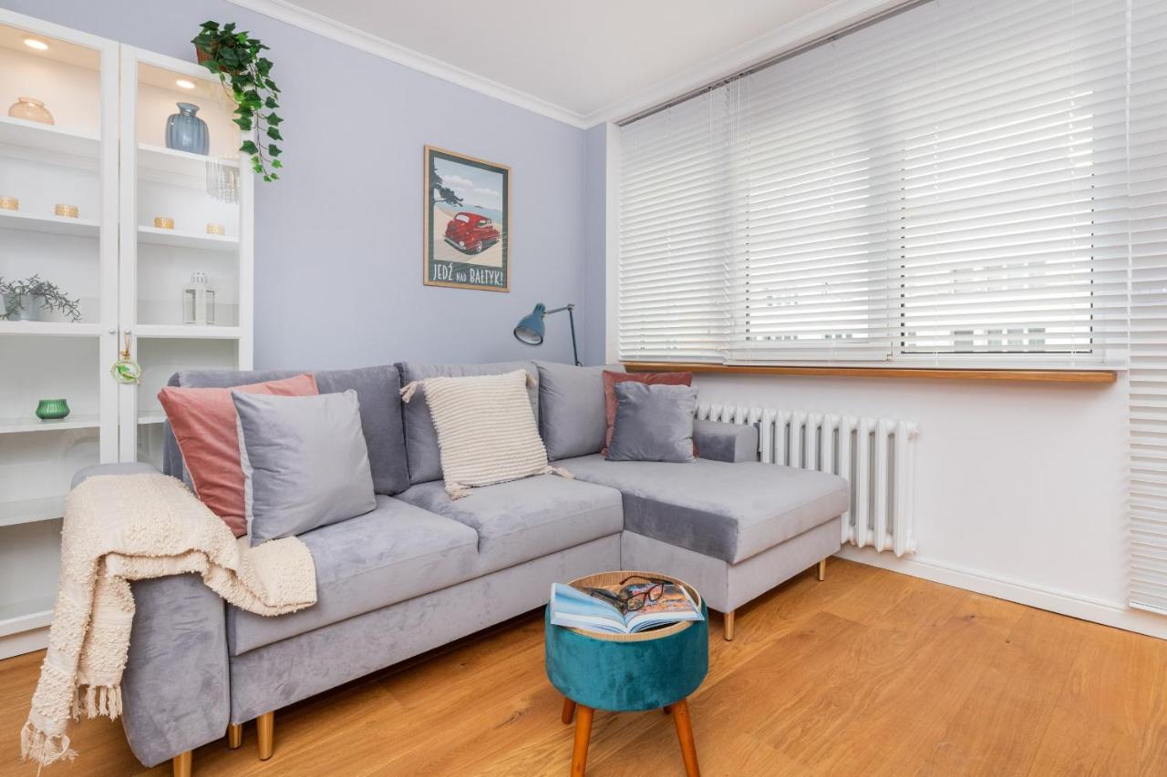 Cozy Pastel Two Bedroom Apartment In Central Gdynia By Noclegi Renters Экстерьер фото